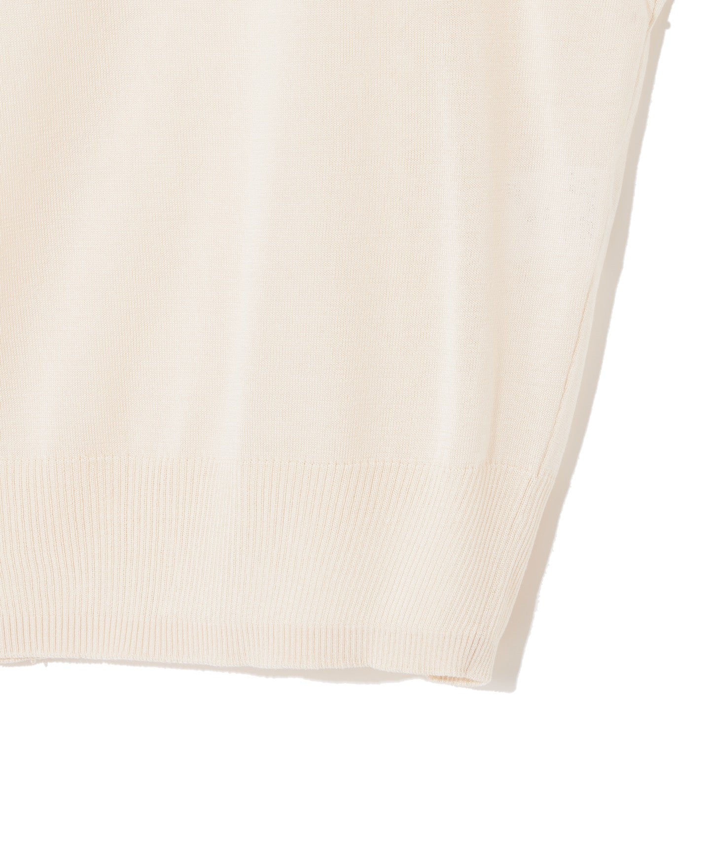 SILK RAYON / RD NK SLEEVELESS