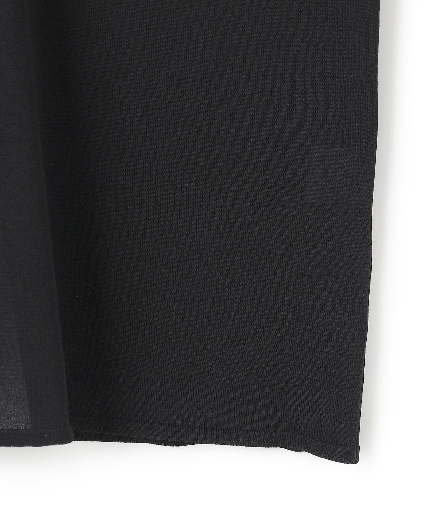 LUSTROUS SYNTHETIC KNIT / DRESS