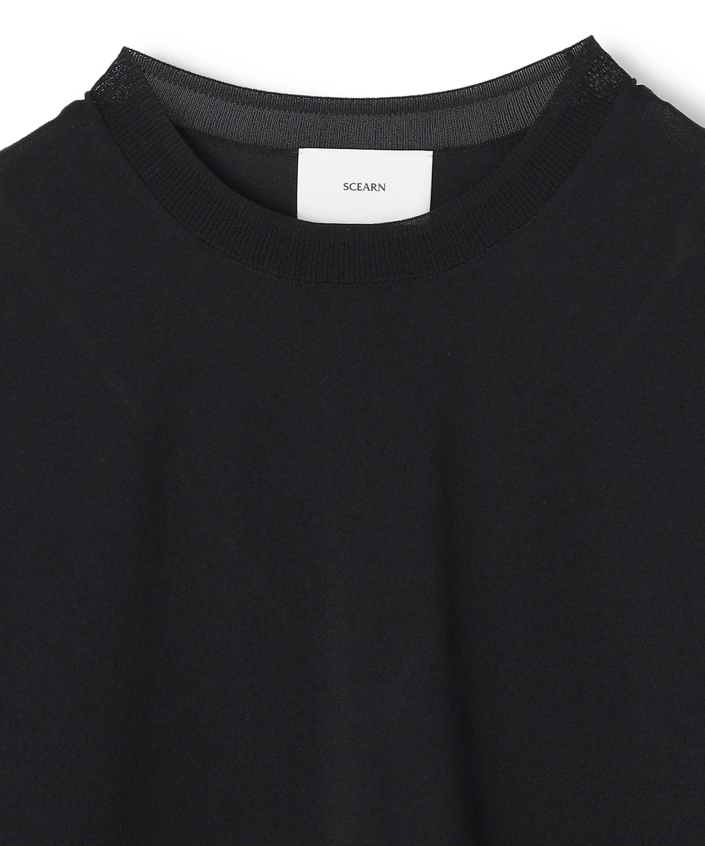 LUSTROUS SYNTHETIC KNIT / TOPS