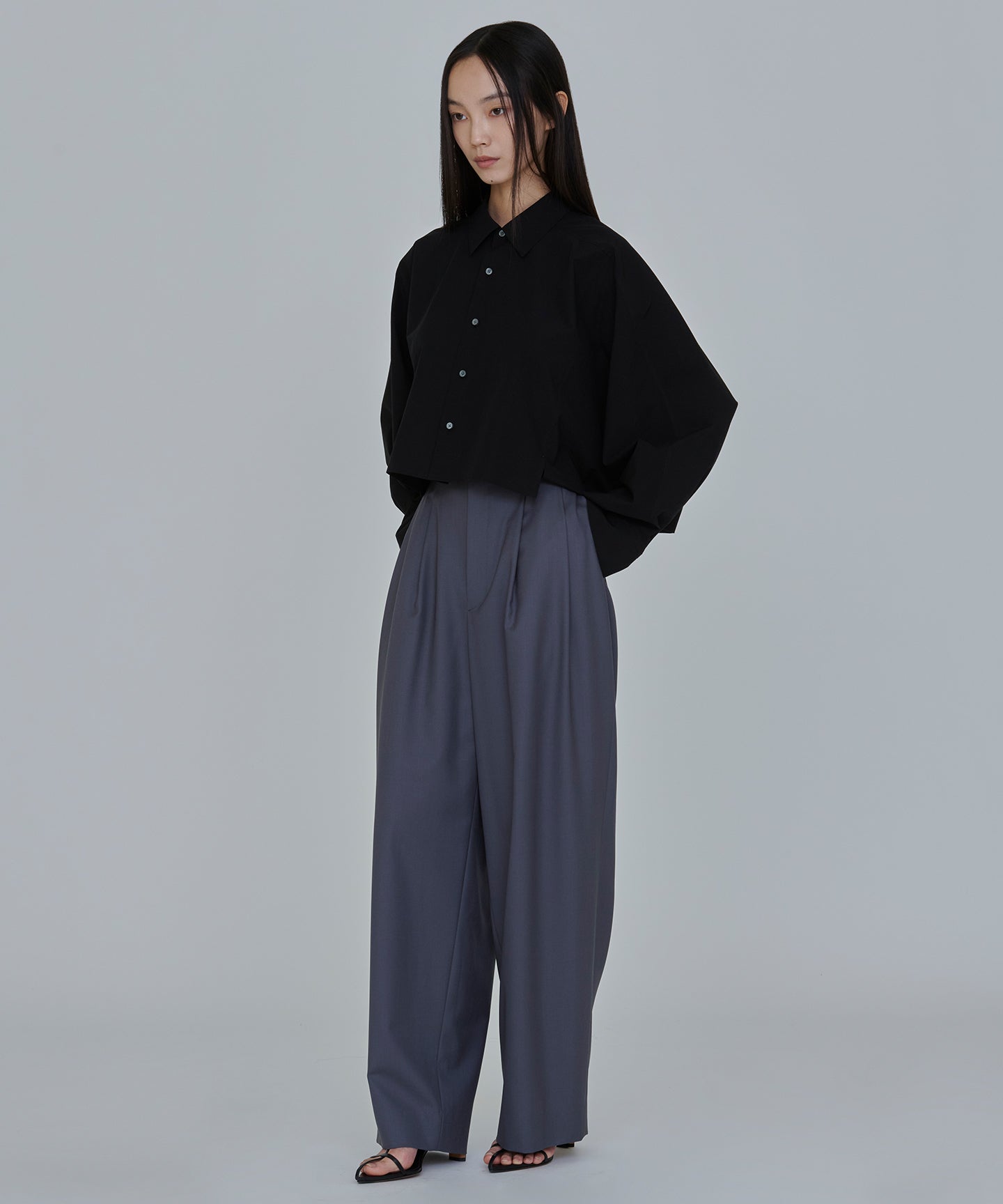 WORSTED TROPICAL / TUCKED PANTS