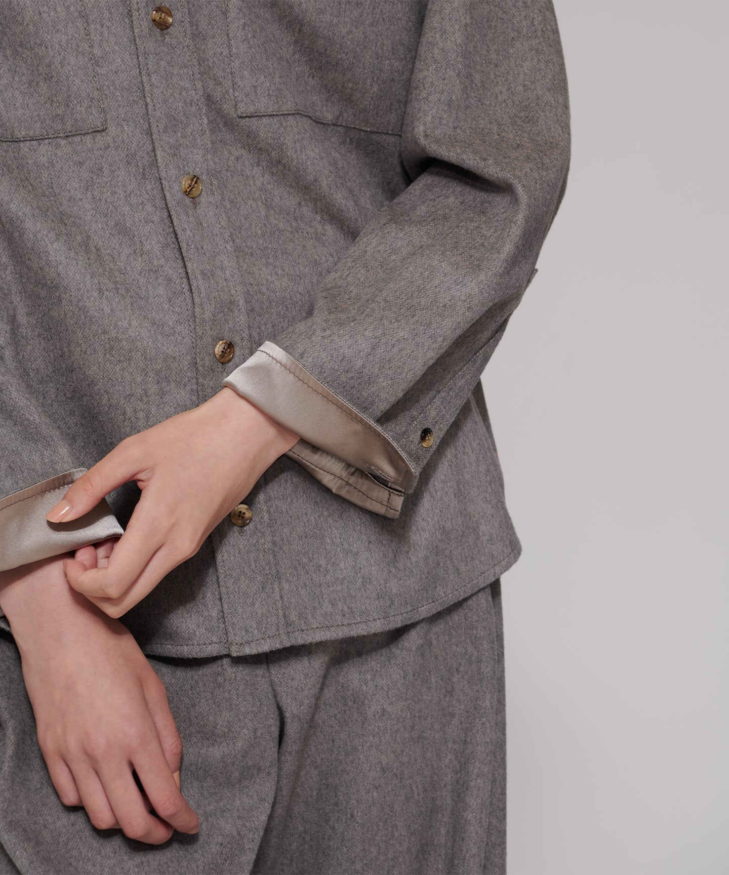 WOOL BEAVER / BLOUSE