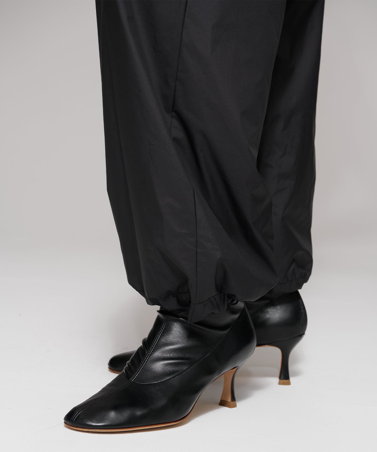 RECYCLED TAFFETA / PANTS