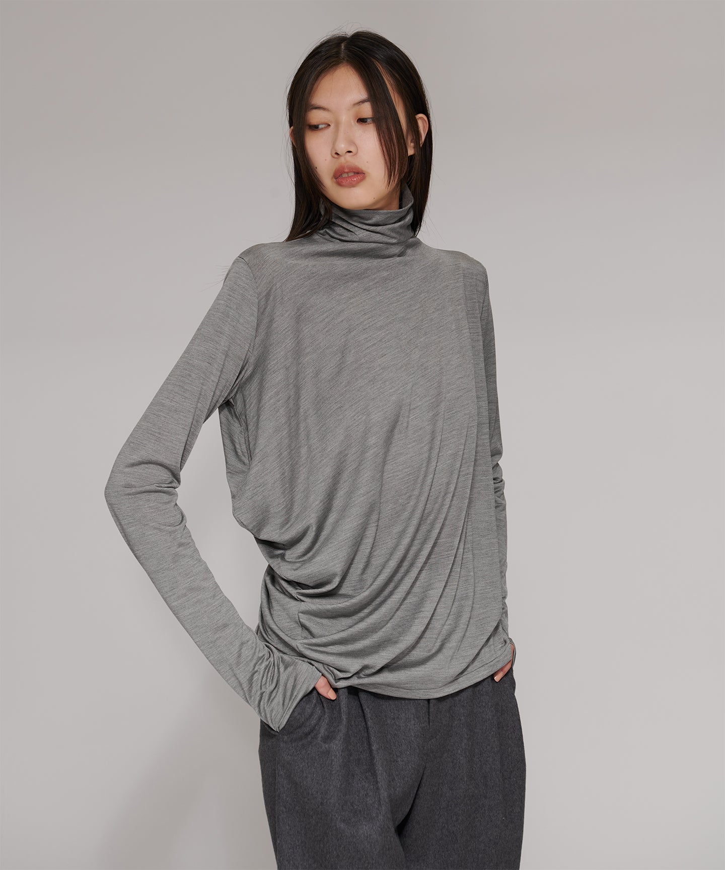 SILK JERSEY / HIGHNECK PULLOVER