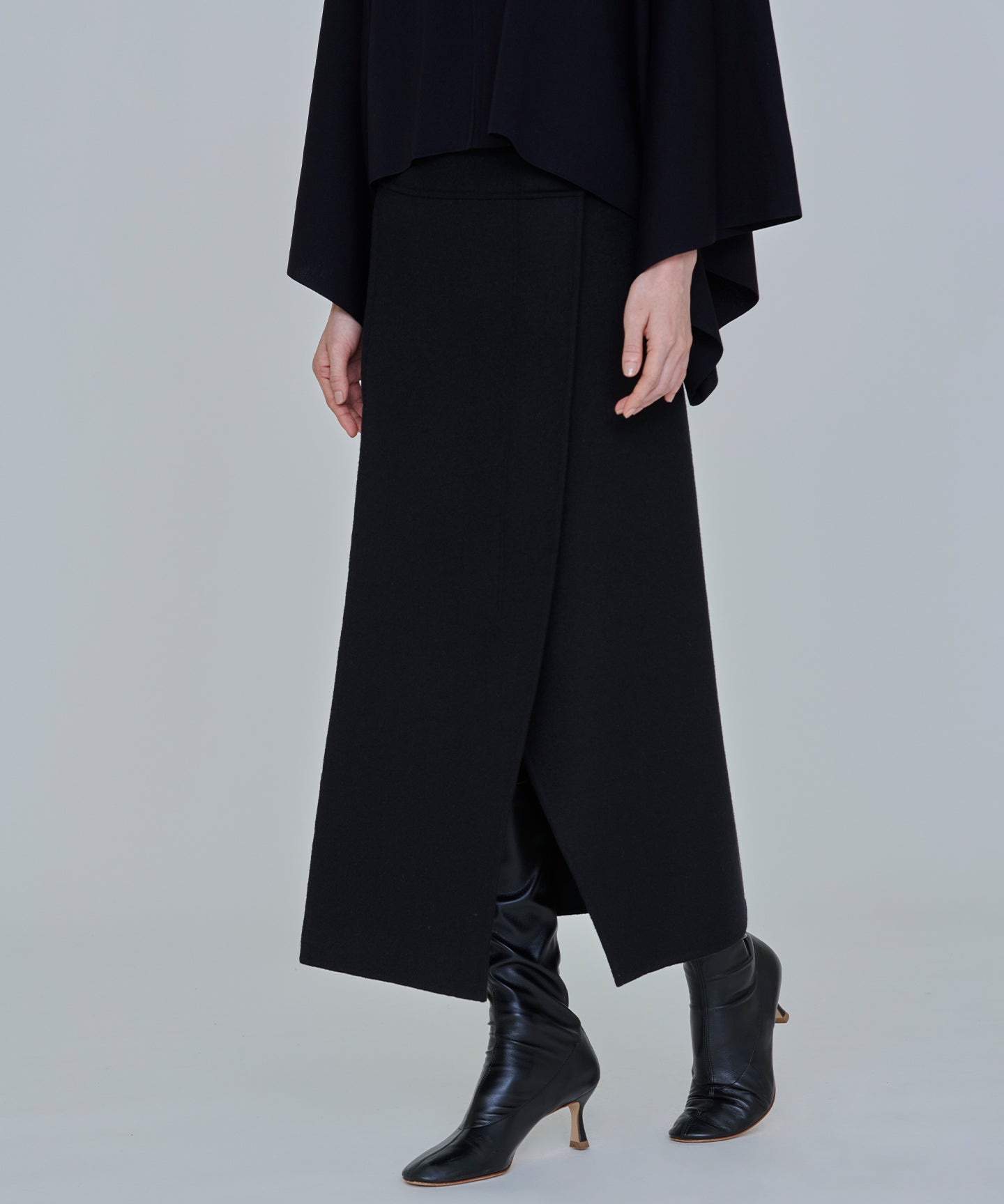 WOOL CASHMERE REVER / STRAIGHT CUT SKIRT