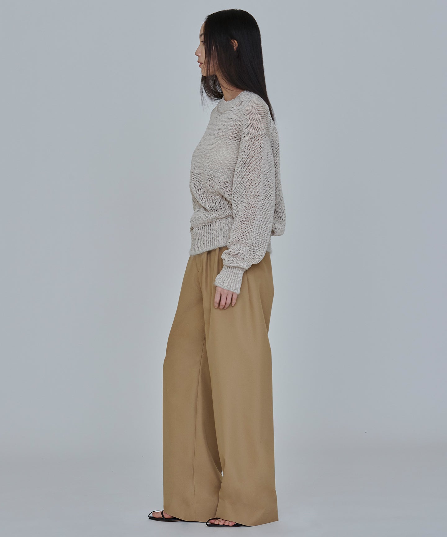 COTTON POLYESTER GABARDINE / DOUBLE PLEATED TSUTSUMU PANTS