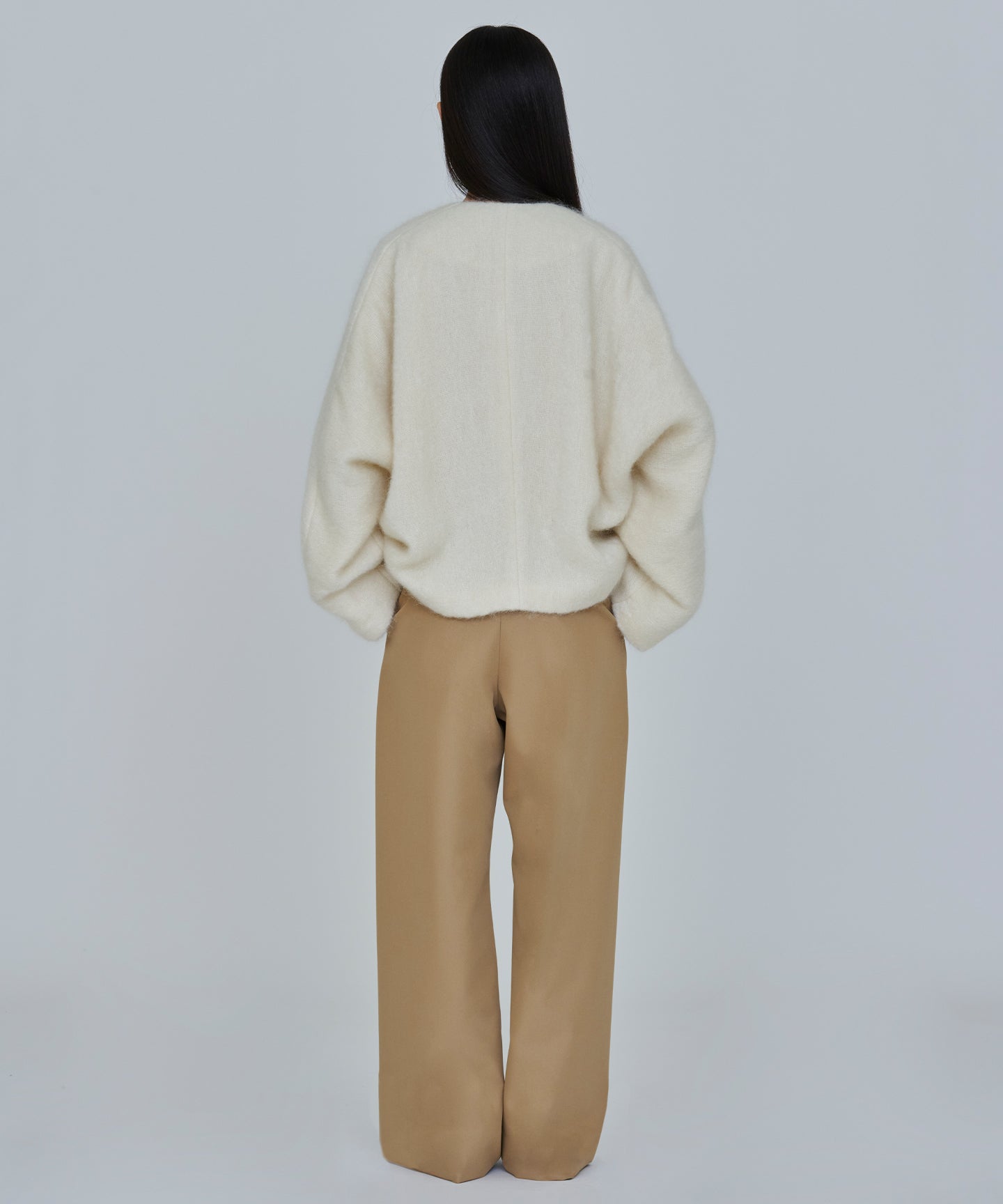 COTTON POLYESTER GABARDINE / DOUBLE PLEATED TSUTSUMU PANTS