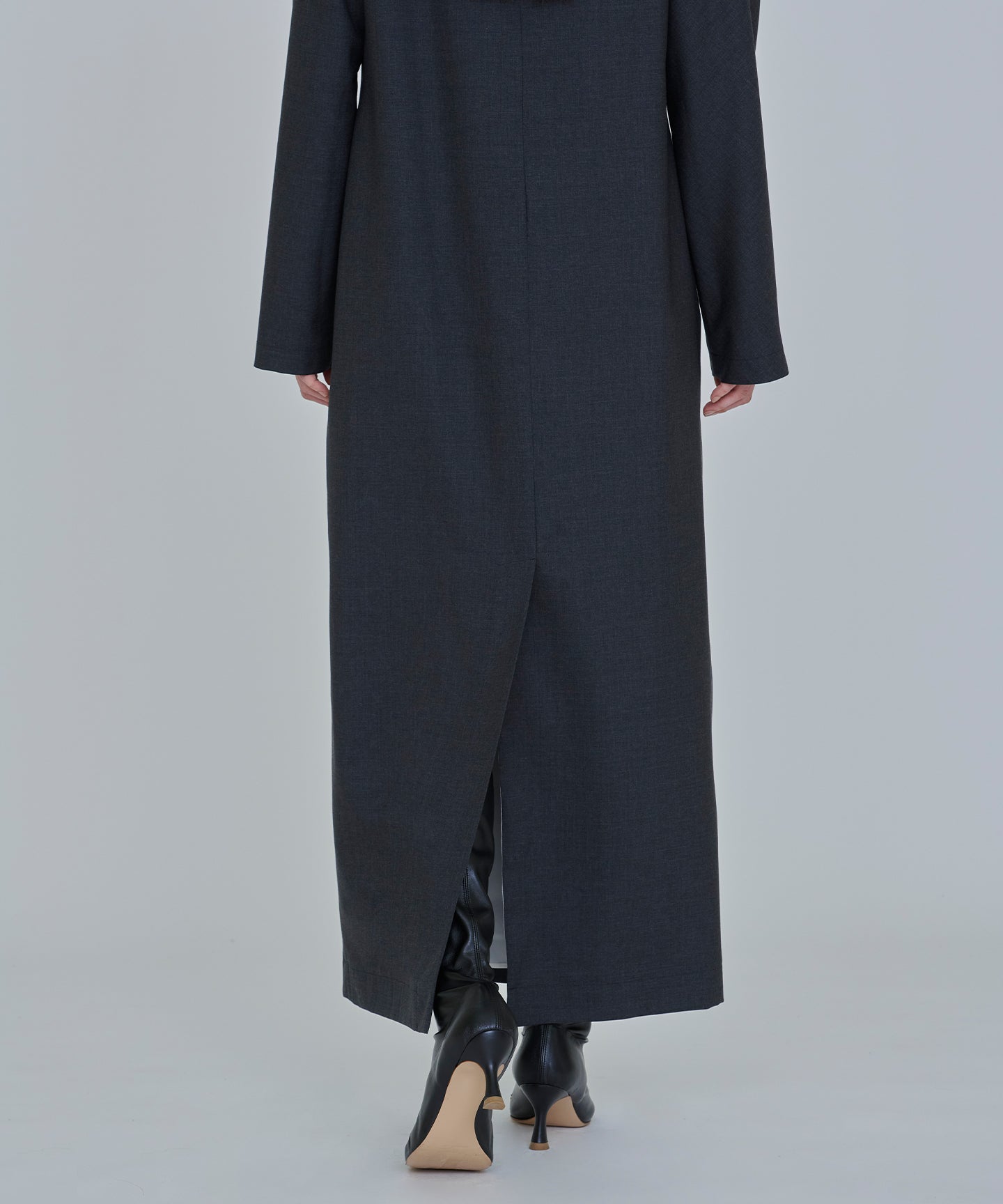 WOOL TROPICAL / DRAPE CONTINUED DRESS