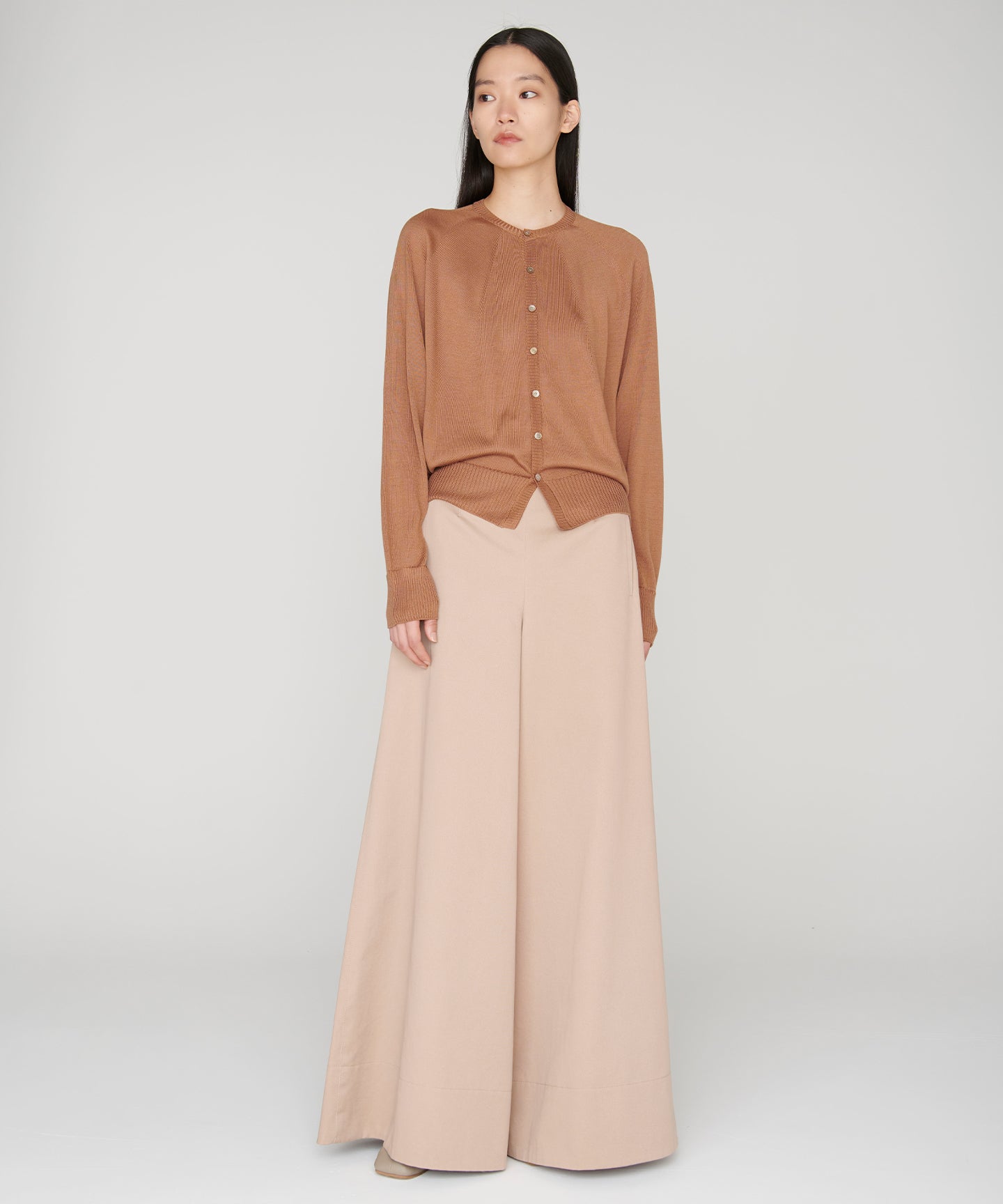 SILK WHOLEGARMENT / CREWNECK TSUTSUMU CARDIGAN