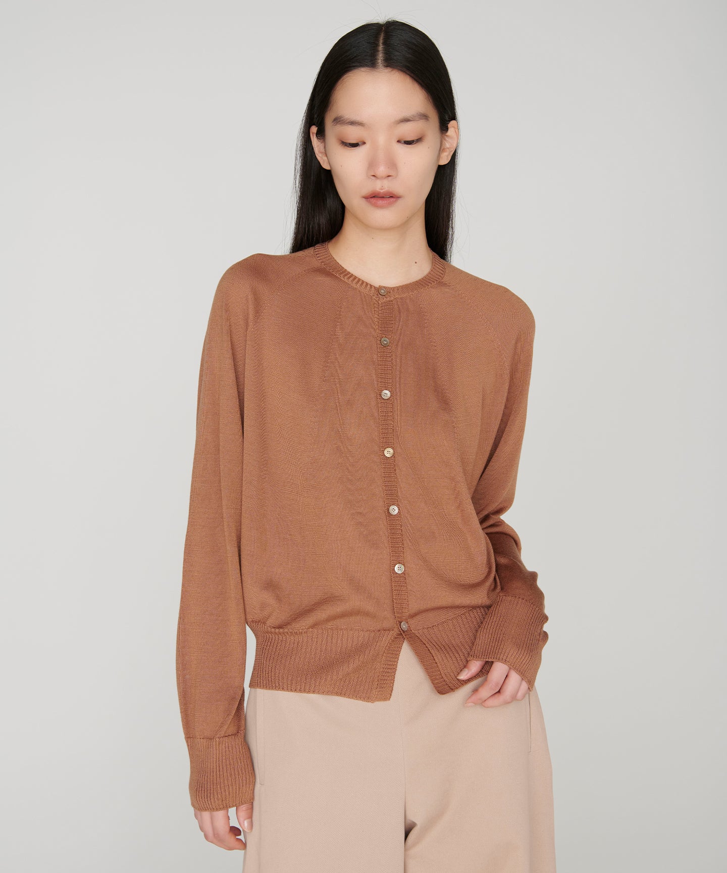SILK WHOLEGARMENT / CREWNECK TSUTSUMU CARDIGAN
