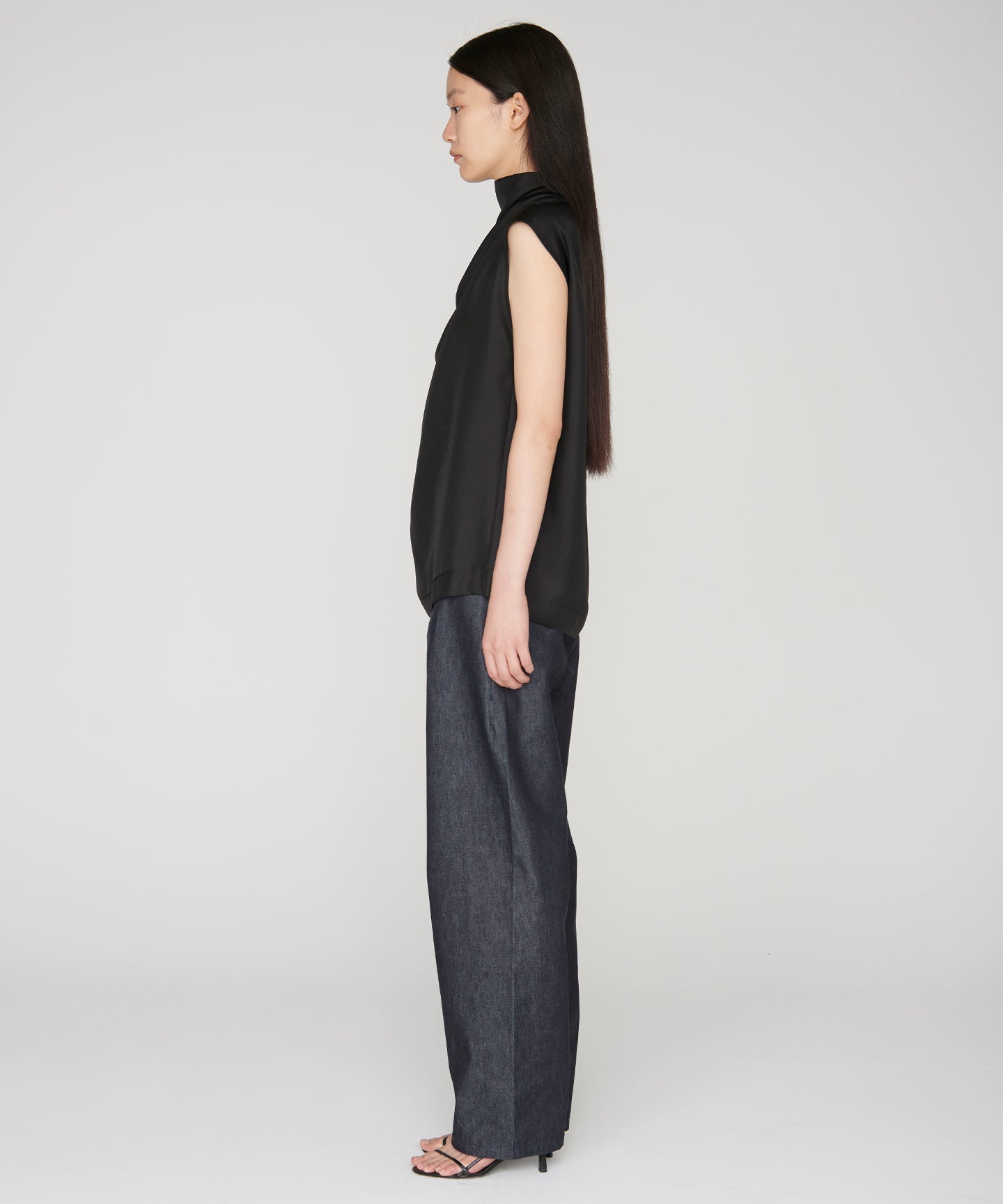 COTTON SILK DENIM / STRAIGHT TSUTSUMU  PANTS