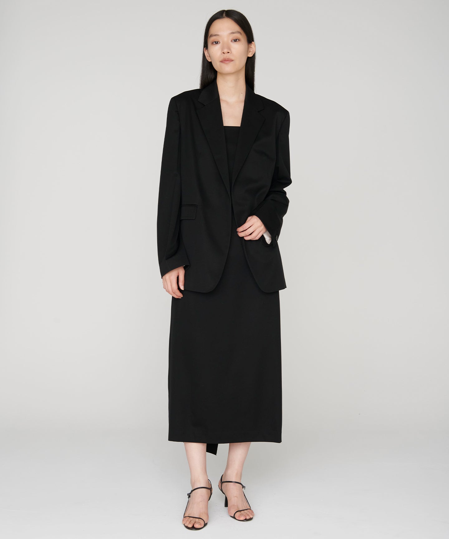 WOOL GABARDINE / PLEATED DRESS