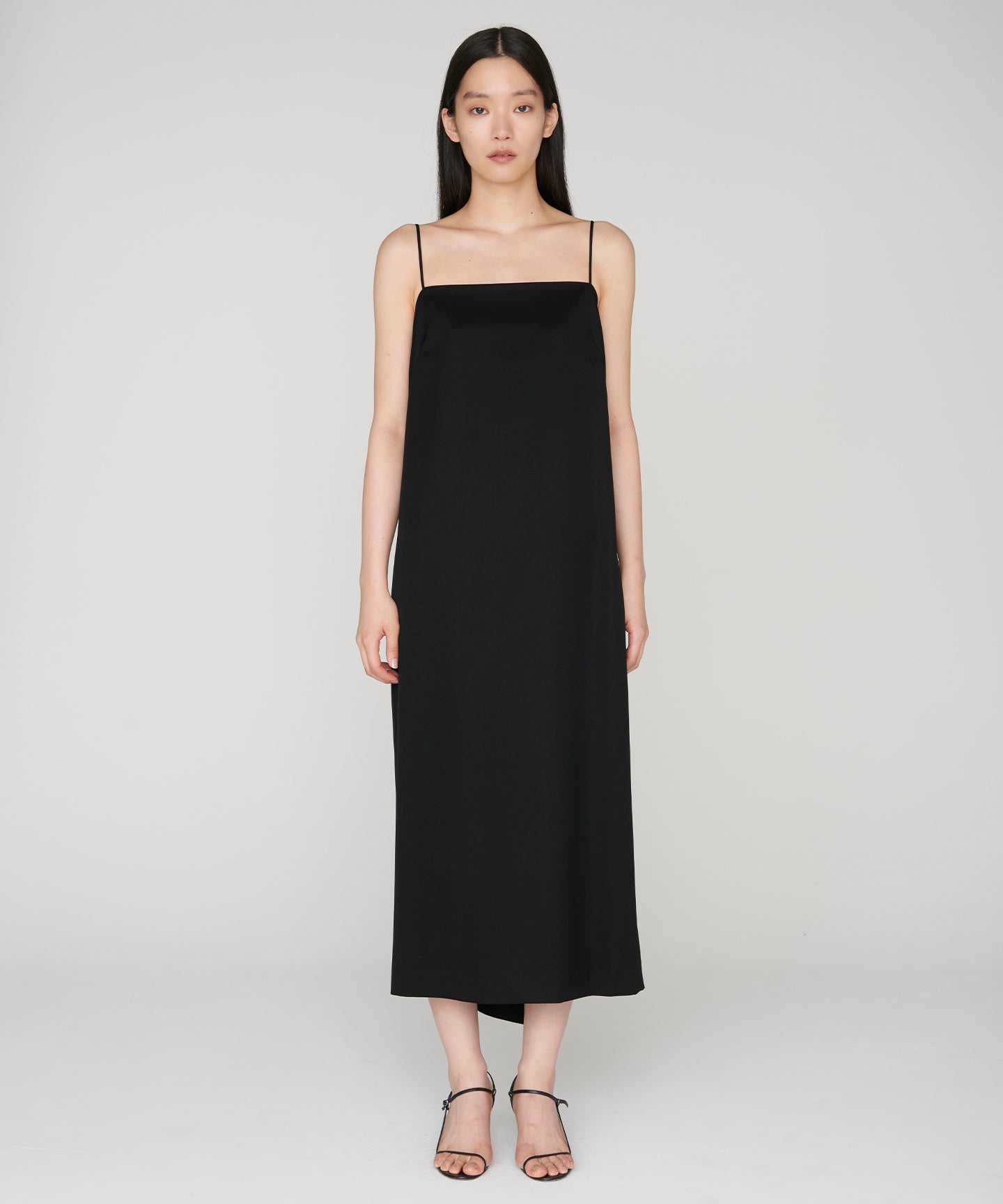 WOOL GABARDINE / PLEATED DRESS
