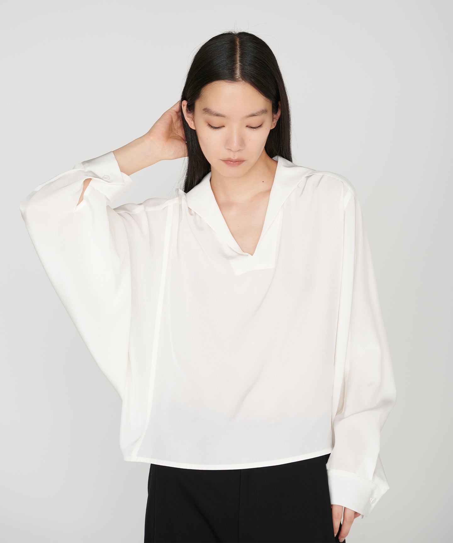 SILK DE CHINE / OVERSIZED  DOLMAN BLOUSE