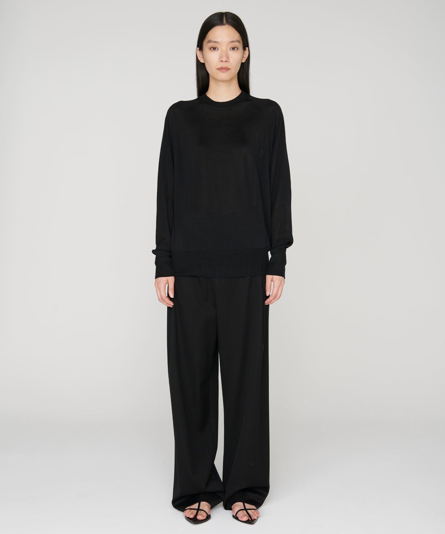 WOOL GABARDINE / SINGLE PLEATED TSUTSUMU PANTS
