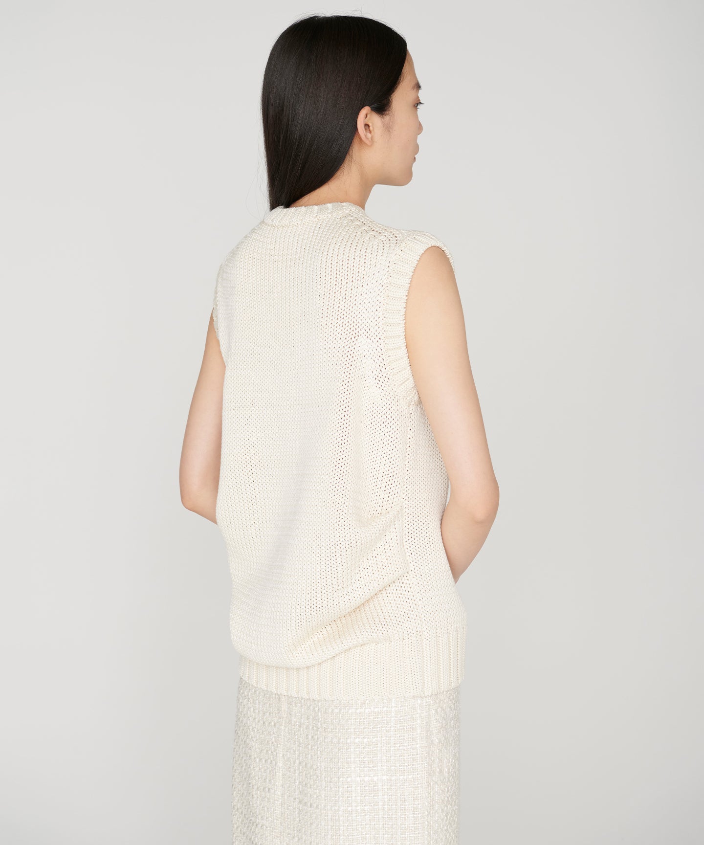 SILK COTTON LILY YARN / SLEEVELESS KNIT TOP