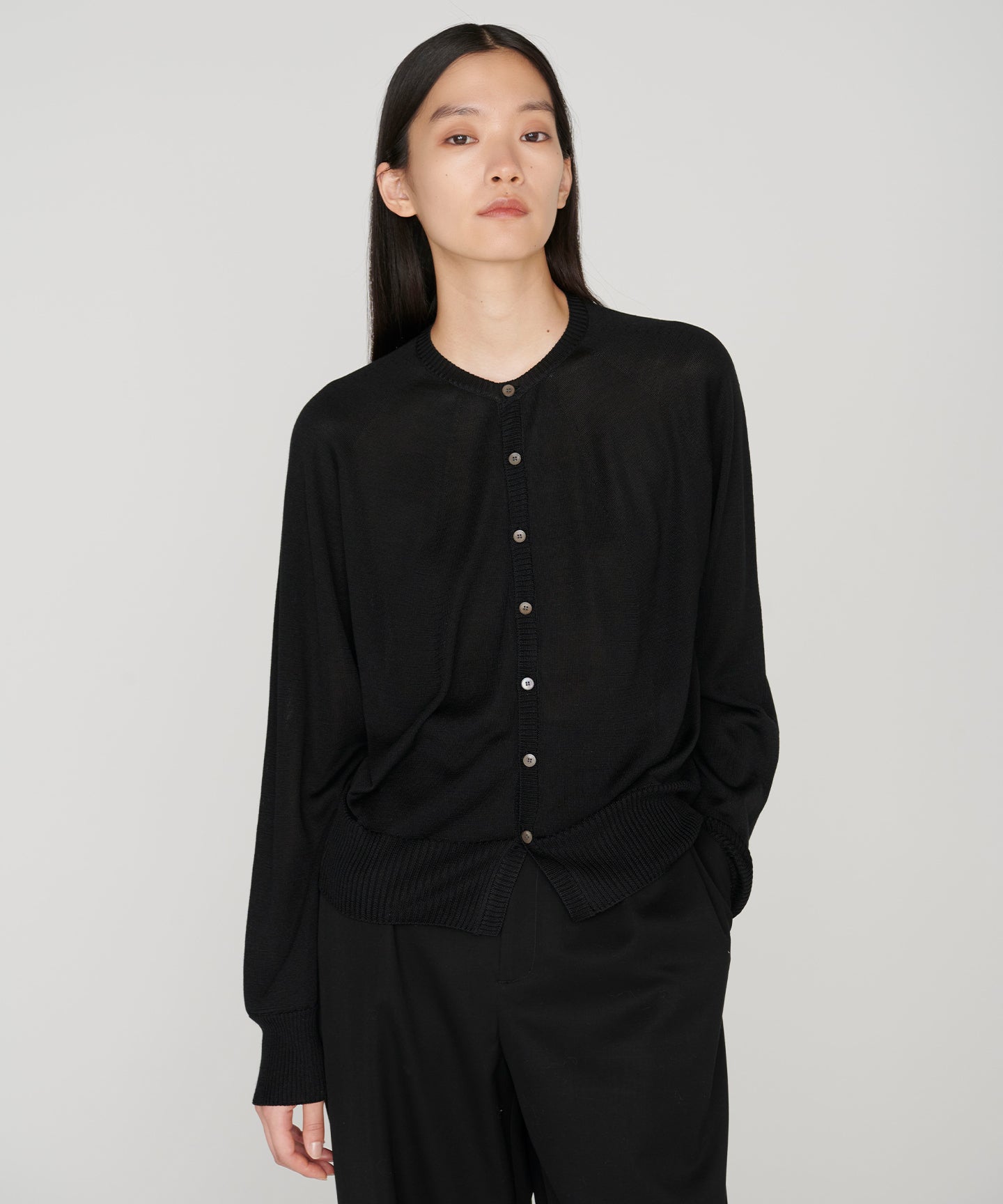 SILK WHOLEGARMENT / CREWNECK TSUTSUMU CARDIGAN