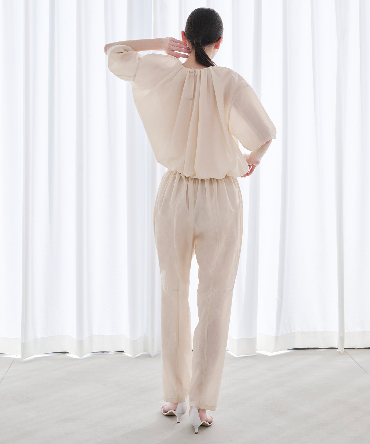 WOOL NYLON POPLIN / GATHER PANTS