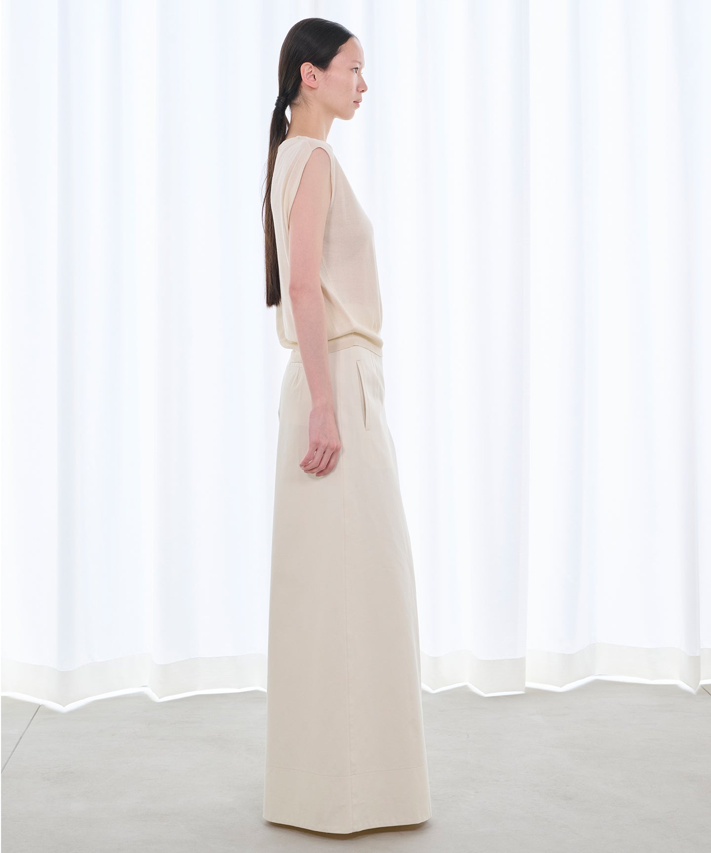 COTTON TWILL / WIDE LEG HIGH WAIST PANTS