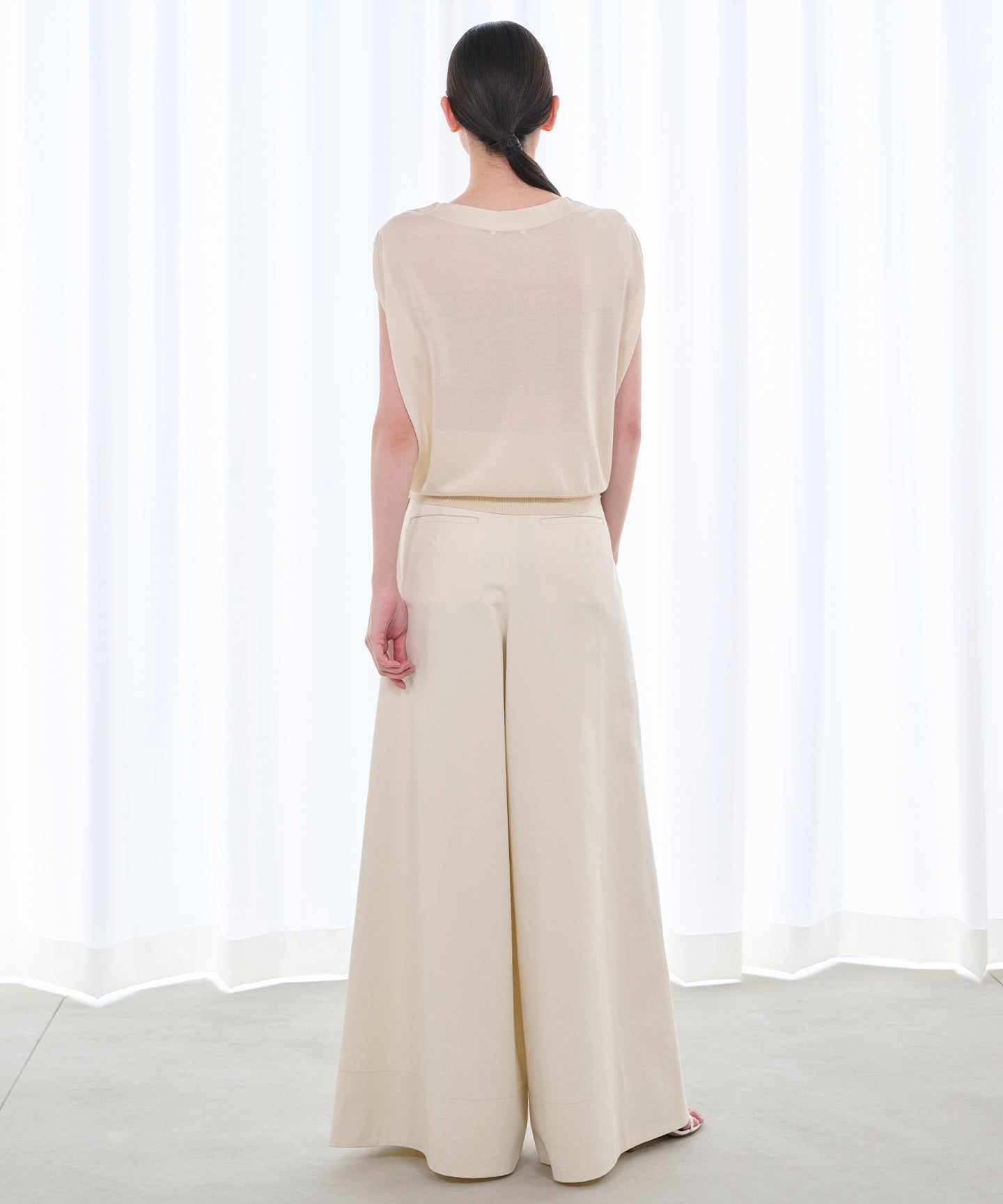 COTTON TWILL / WIDE LEG HIGH WAIST PANTS