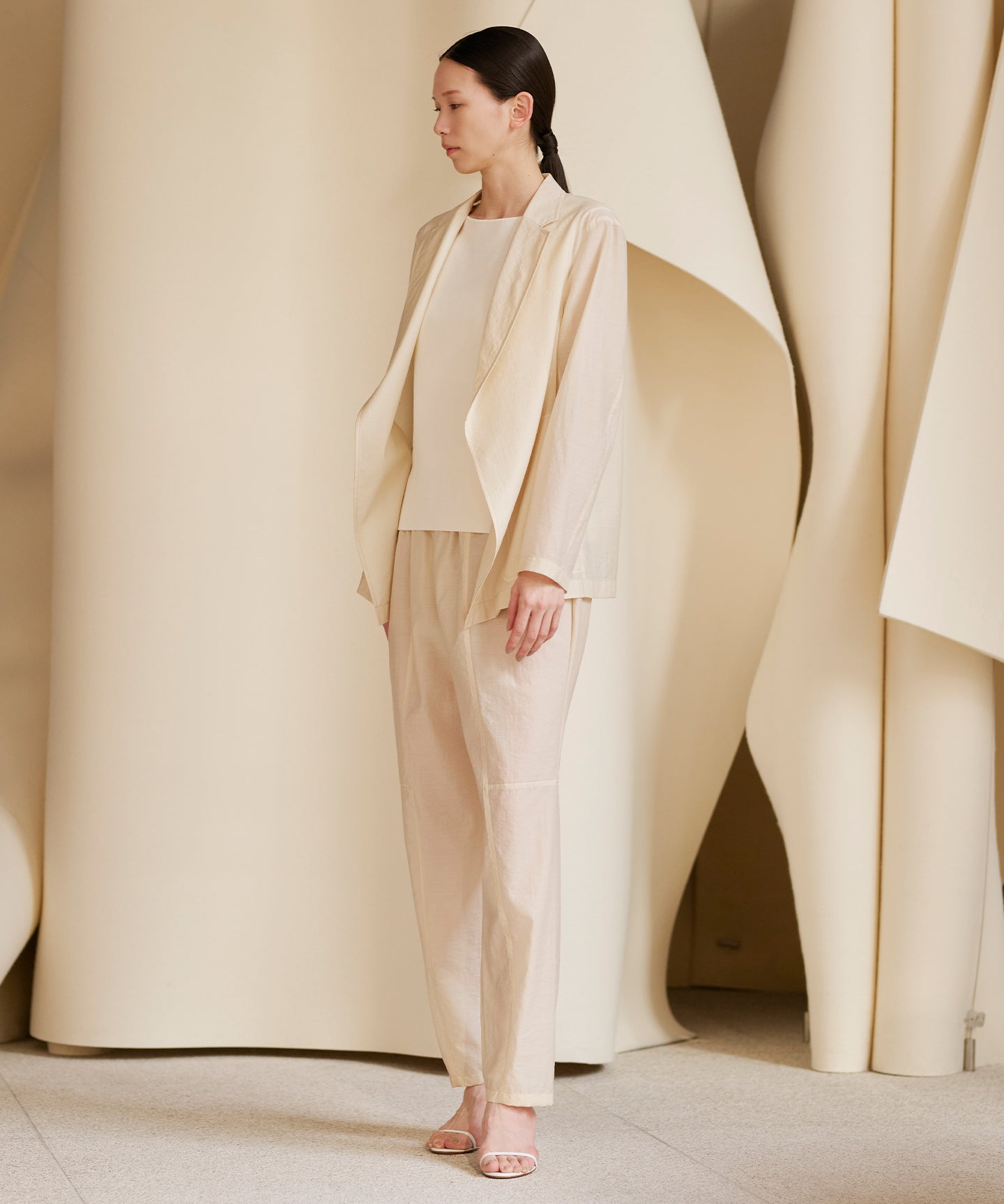 WOOL NYLON POPLIN / GATHER PANTS