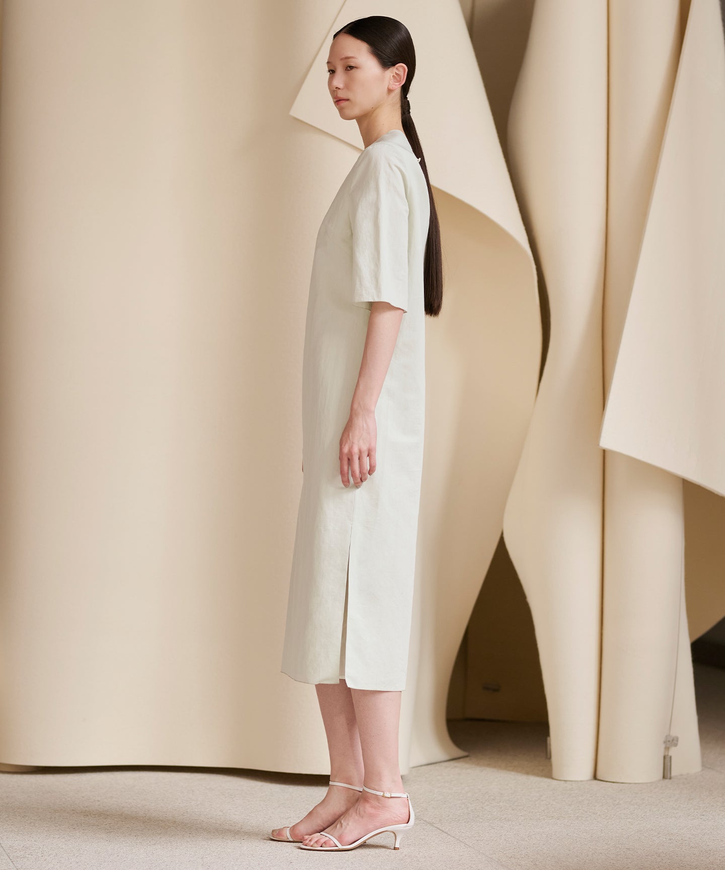 COTTON PAPER / KASHIGU BACKOPEN DRESS