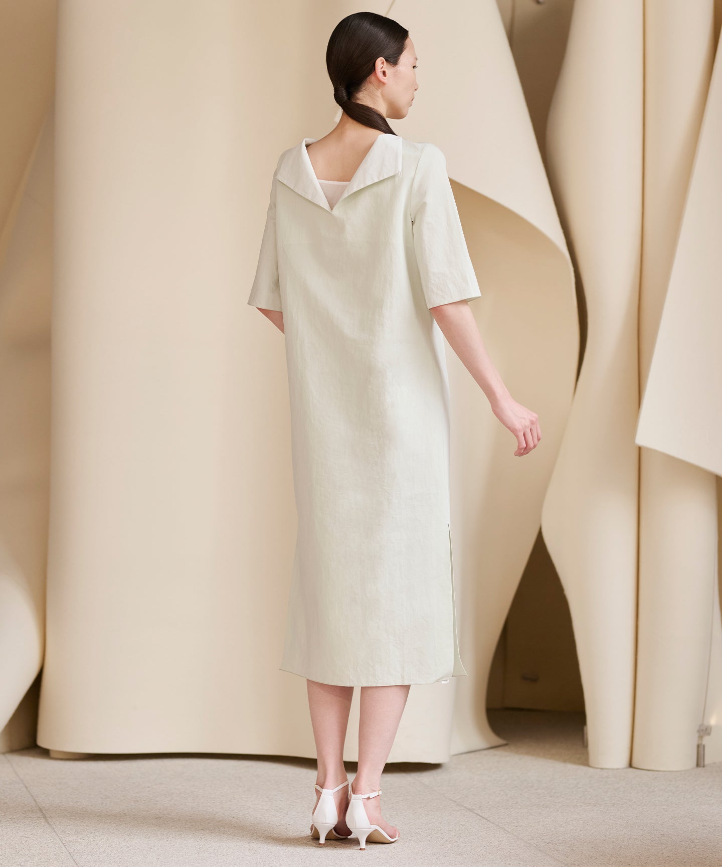 COTTON PAPER / KASHIGU BACKOPEN DRESS