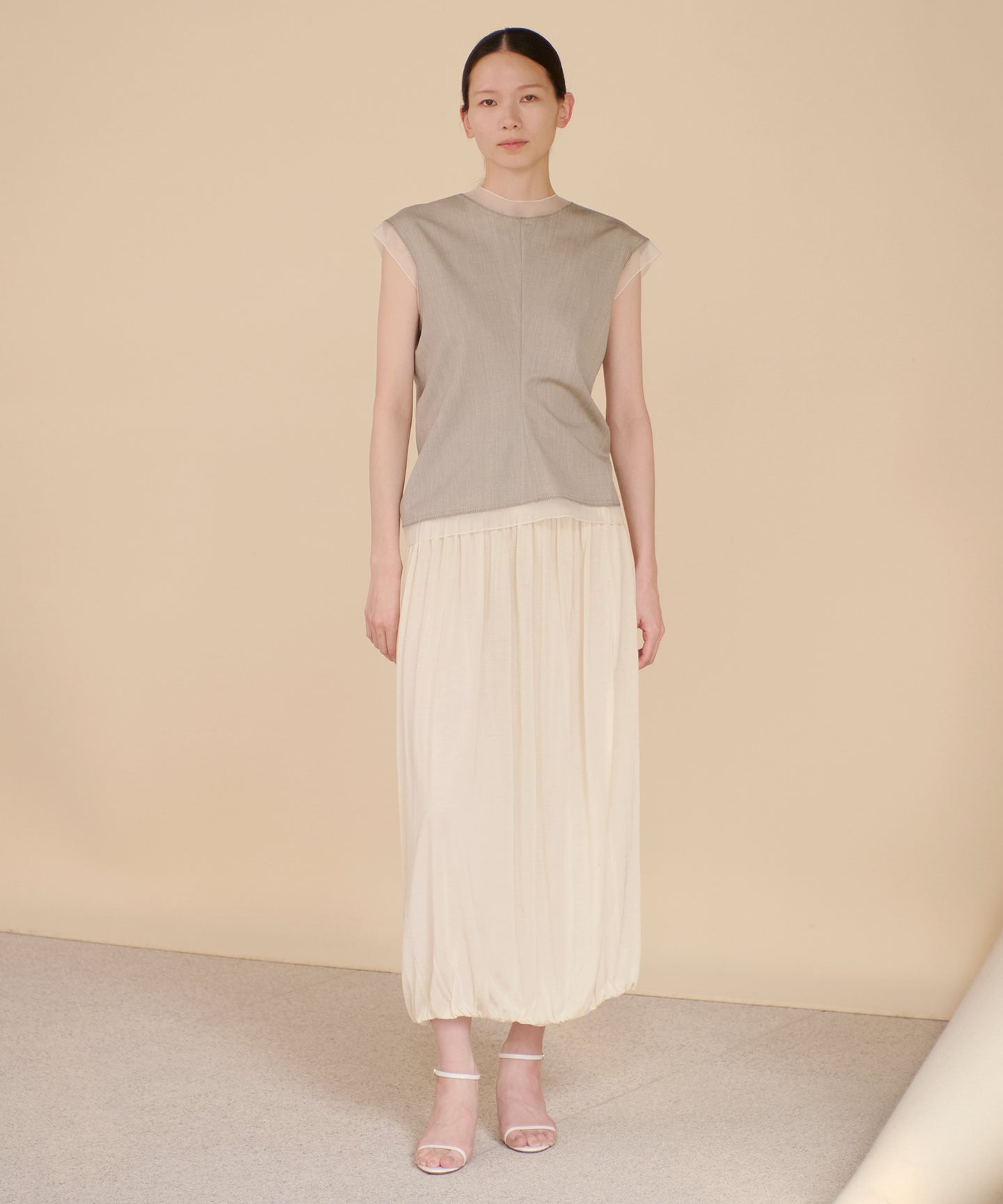 WOOL SILK TROPICAL / KASHIGU SLEEVELESS BLOUSE