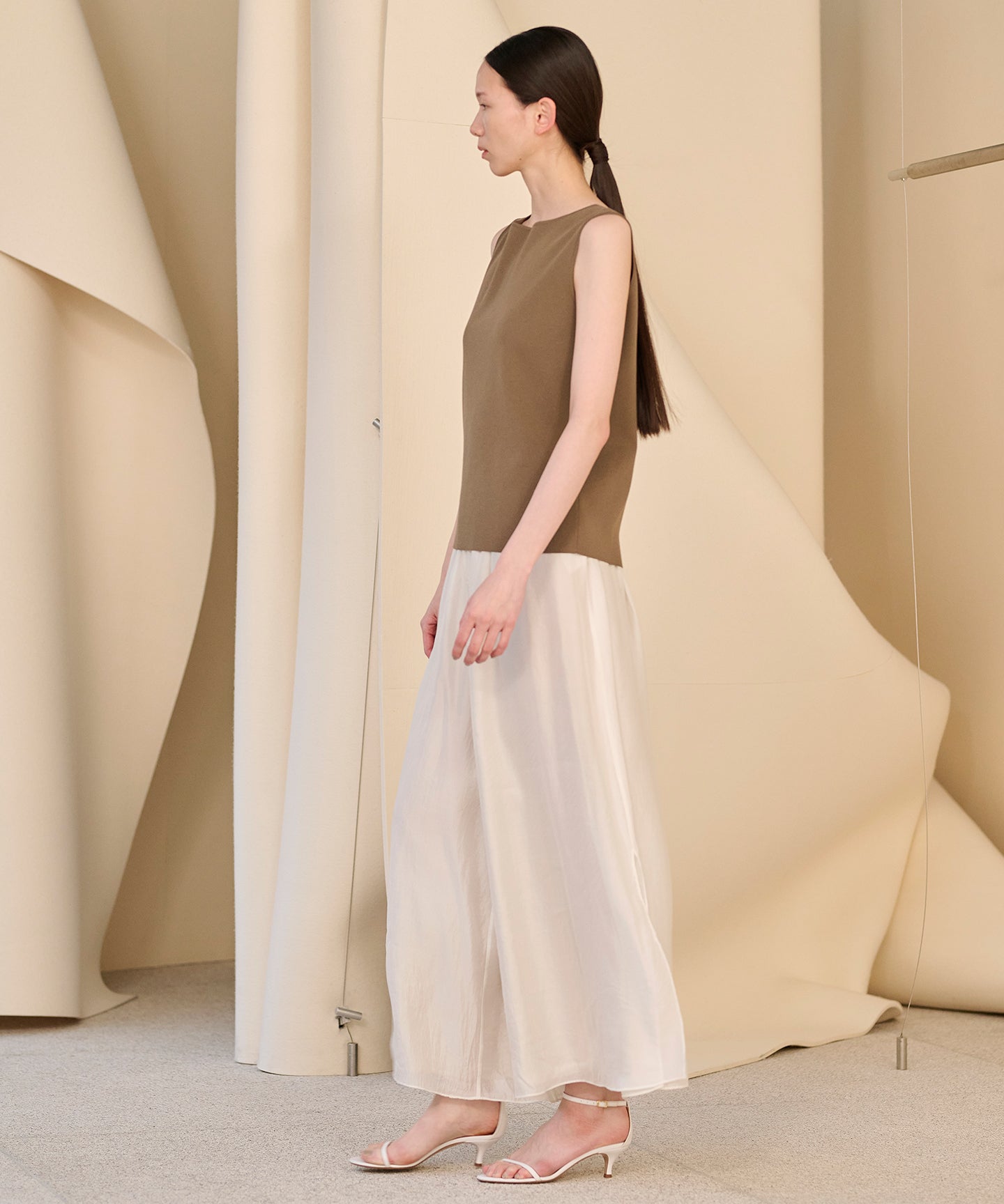 MAT SYNTHETIC / COMBI SLEEVELESS