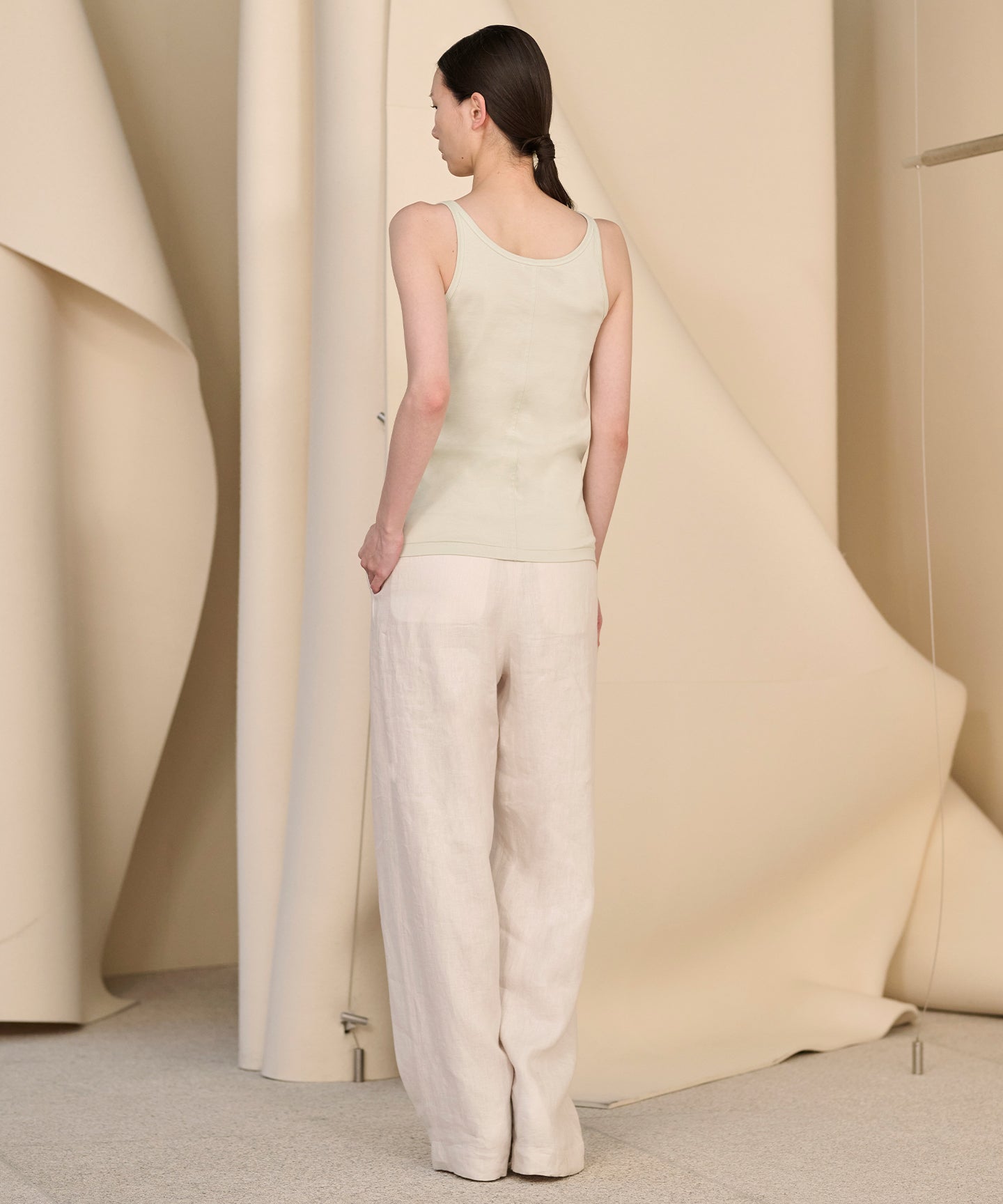 LINEN HERRINGBONE / DOUBLE PLEATED TSUTSUMU PANTS