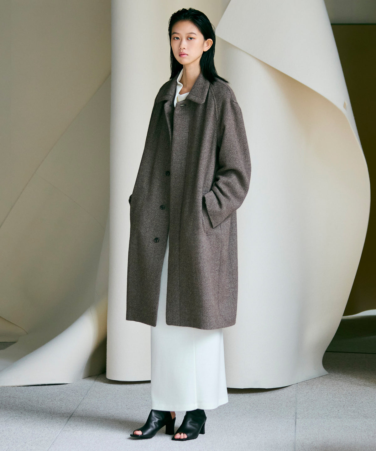 WOOL ANGOLA TWILL / GENTLE SHOULDER COAT