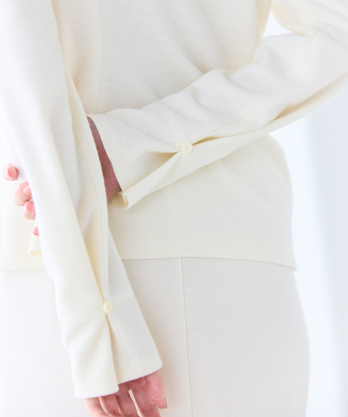WOOL JERSEY / NUANCE DRAPED NECK JERSEY BLOUSE