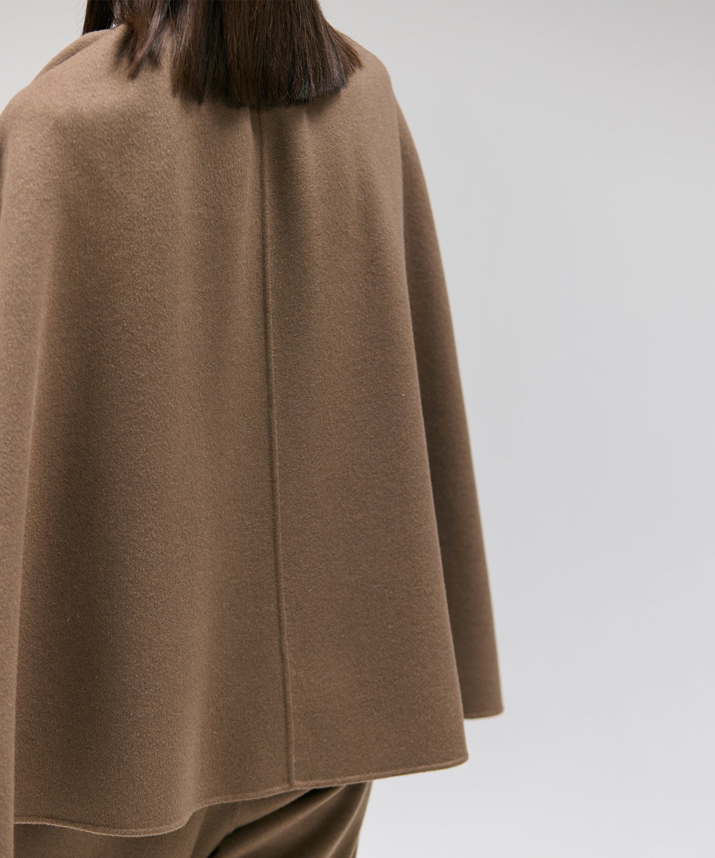 WOOL SPIBER DOUBLE FACE / CAPE