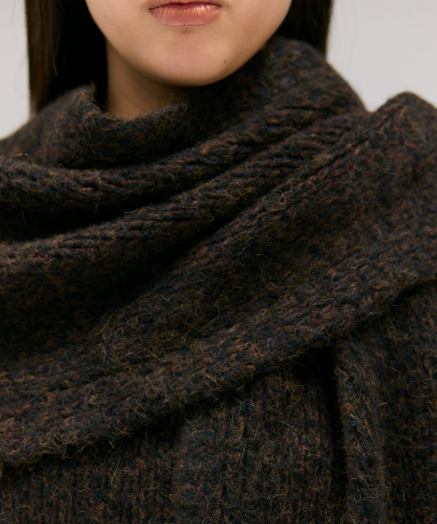 HAIRY BABY ALPACA / STOLE