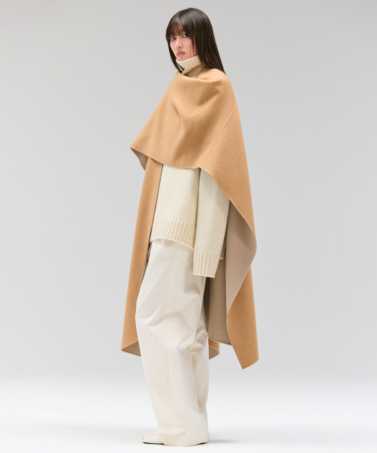 WOOL DOUBLE FACE / CAPE