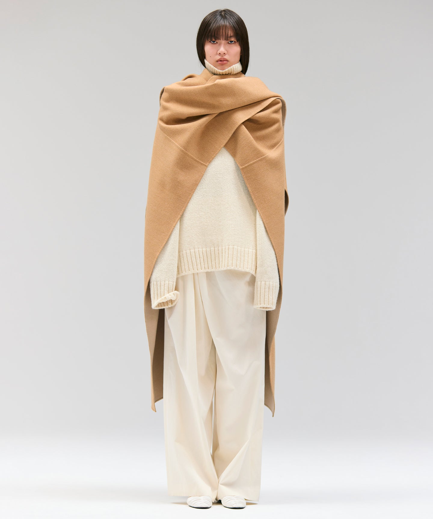 WOOL DOUBLE FACE / CAPE